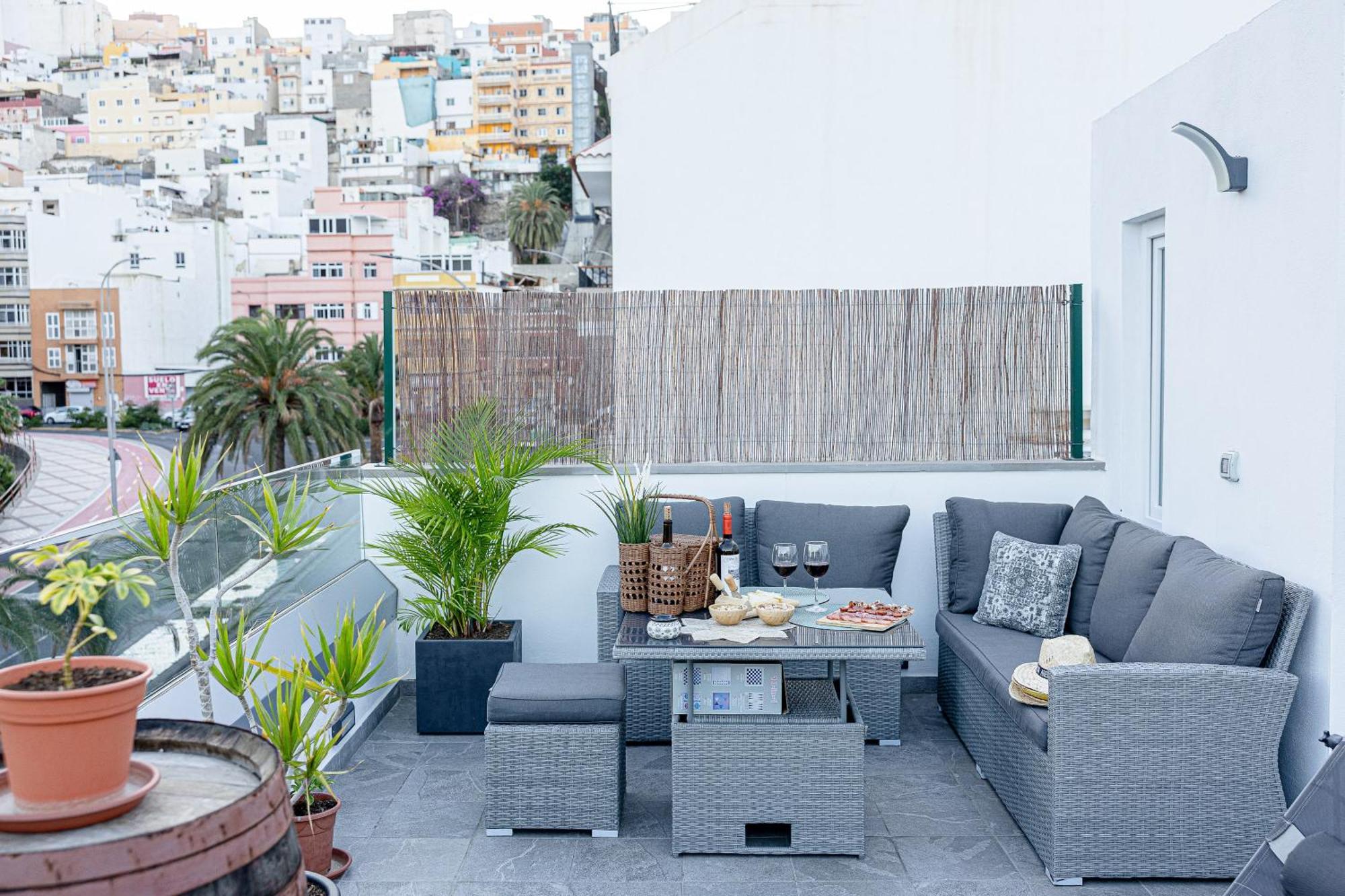 Bambu Suites Vegueta Alquiler Por Habitacion لاس بالماس دي غران كاناريا المظهر الخارجي الصورة