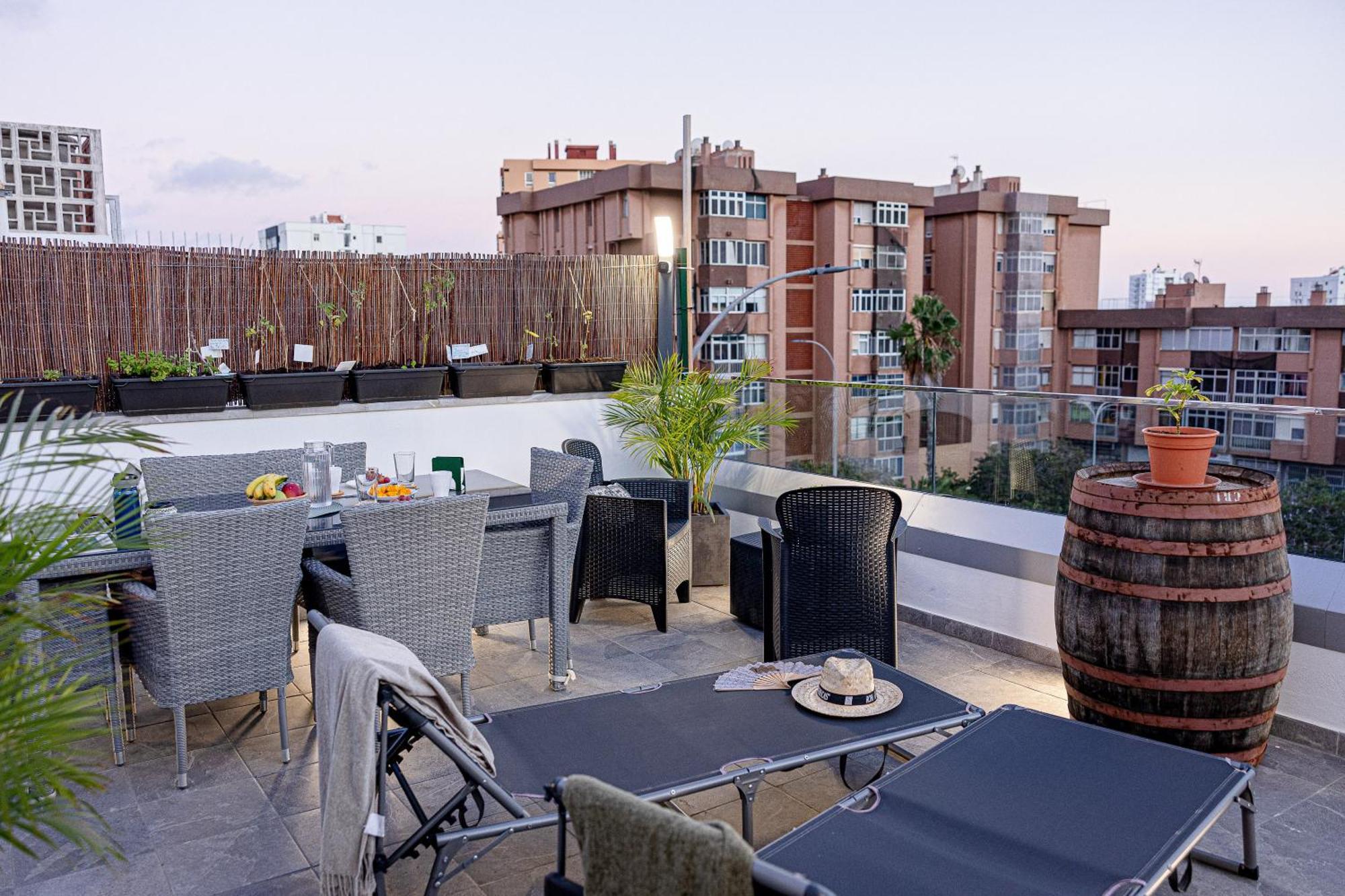 Bambu Suites Vegueta Alquiler Por Habitacion لاس بالماس دي غران كاناريا المظهر الخارجي الصورة